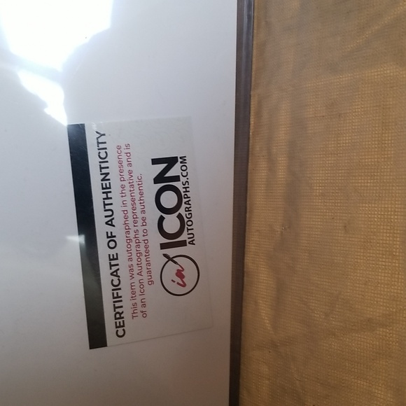 Cobra Kai Autographed Picture 8x10 - Picture 4 of 4